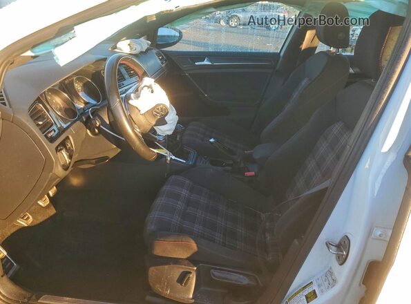 3VW547AU1JM294167 2018 VOLKSWAGEN GTI White Front interior view
