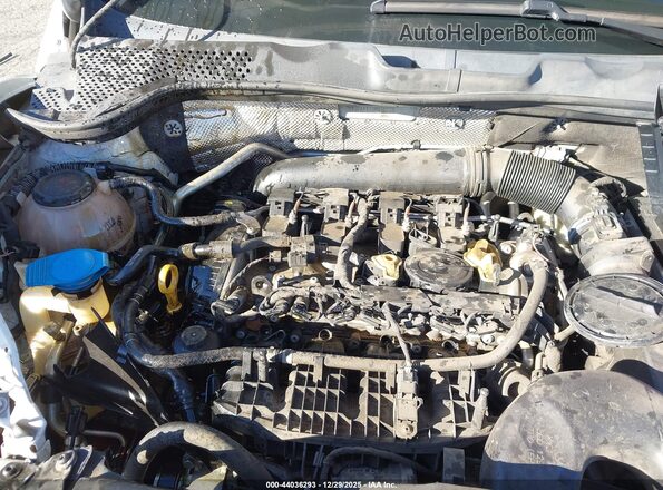 3VW5DAAT3JM510735 2018 VOLKSWAGEN BEETLE White Вид ззаду