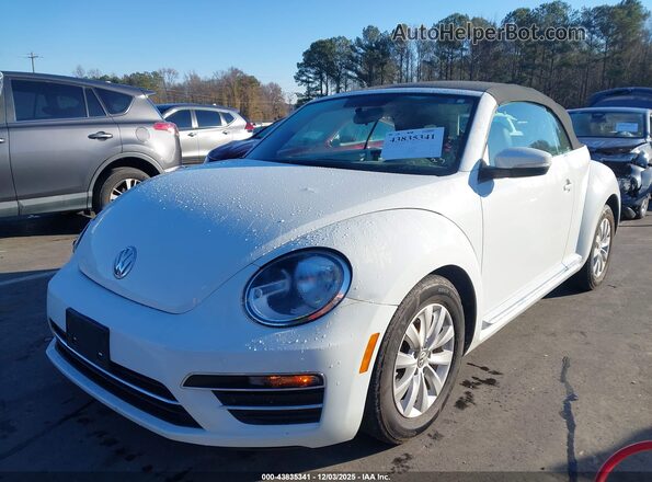 3VW5DAAT3JM516437 2018 VOLKSWAGEN BEETLE White Przód lewy