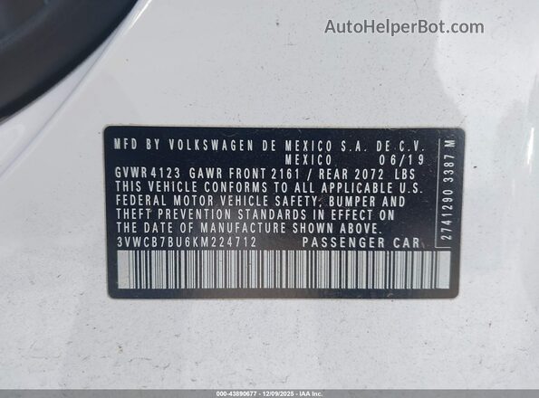 3VWCB7BU6KM224712 2019 VOLKSWAGEN JETTA Белый Вид подкапотного пространства