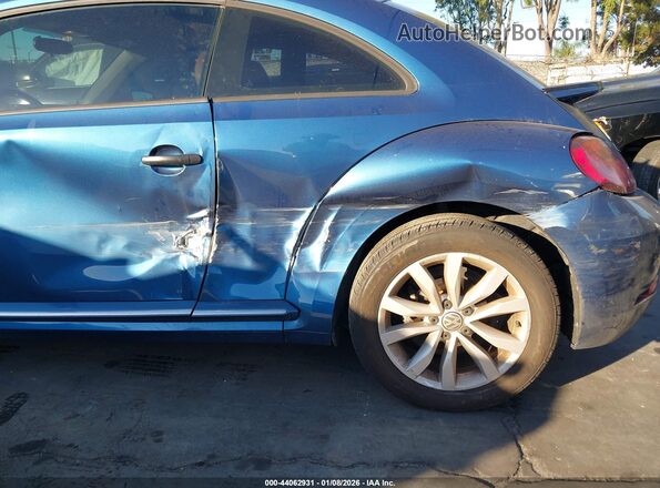 3VWF17AT6HM628076 2017 VOLKSWAGEN BEETLE Dark Blue Widok z przodu
