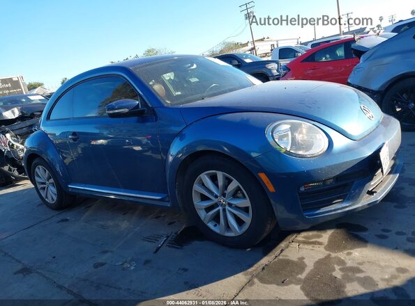 3VWF17AT6HM628076 2017 VOLKSWAGEN BEETLE Dark Blue Widok wnętrza z tyłu