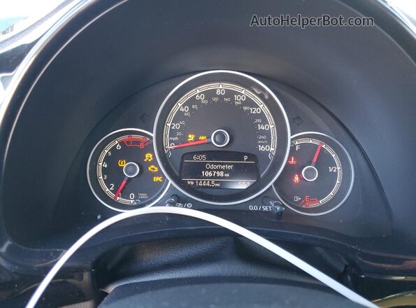 3VWFD7AT2JM719729 2018 VOLKSWAGEN BEETLE Blue ხელსაწყოთა პანელის ხედი