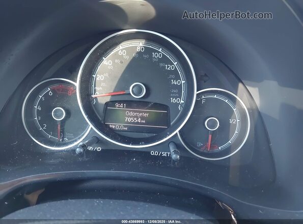 3VWFD7AT7JM709701 2018 VOLKSWAGEN BEETLE Blue 