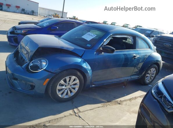 3VWFD7AT7JM709701 2018 VOLKSWAGEN BEETLE Blue Widok wnętrza 360 stopni