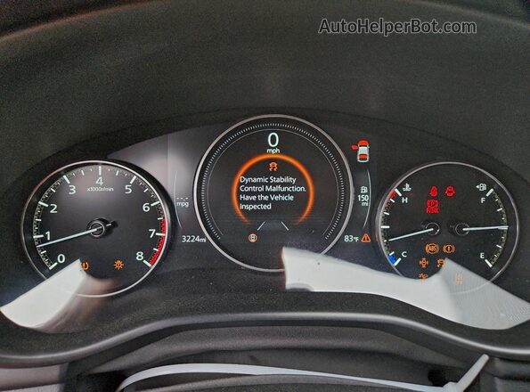 JM1BPAML4T1850131 2026 MAZDA 3 White Vista de los asientos traseros