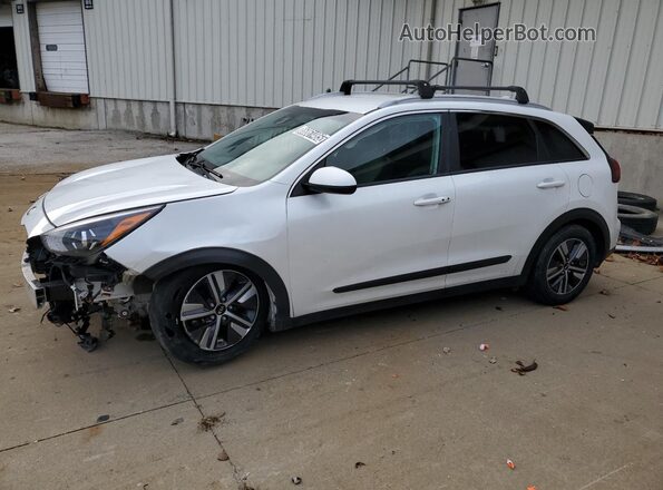 KNDCB3LC2M5478606 2021 KIA NIRO White Передня ліва чверть
