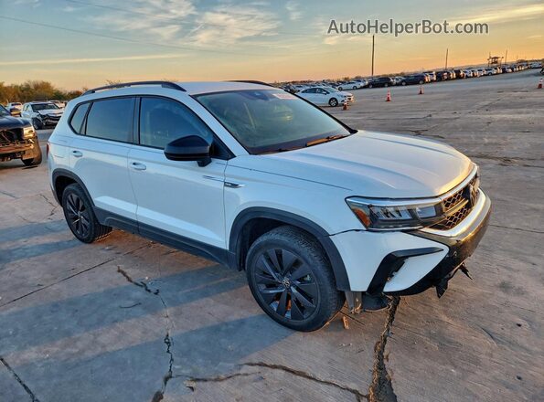 3VVDX7B28PM381013 2023 VOLKSWAGEN TAOS Белый Вид спереди