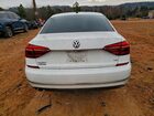 2017 Volkswagen Passat S Белый vin: 1VWAT7A34HC031370
