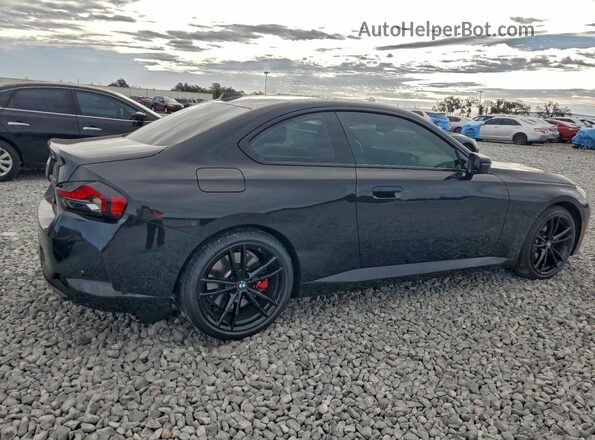 3MW53CM02P8C94751 2023 BMW M2 Black Przód prawy