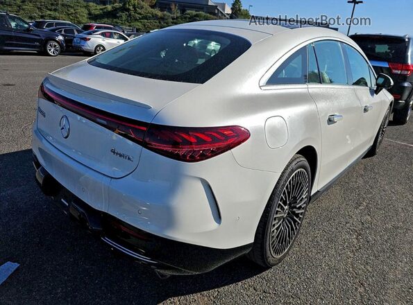 W1KCG4EB5NA011755 2022 MERCEDES-BENZ EQS White Przód prawy