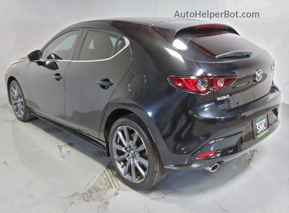 JM1BPAKL7M1336164 2021 MAZDA 3 Черный Вид спереди