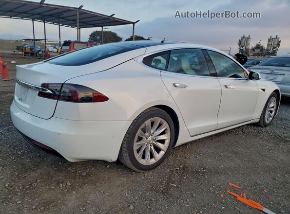 5YJSA1E20JF280706 2018 TESLA MODEL Белый Передняя правая четверть
