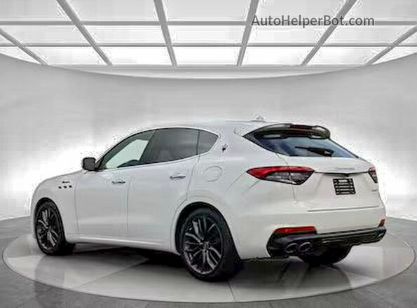 ZN661YUM5NX394711 2022 MASERATI LEVANTE Белый Задняя правая четверть