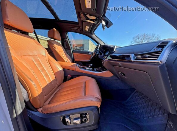 5UXCR6C59KLL12380 2019 BMW X5 Белый Вид спереди