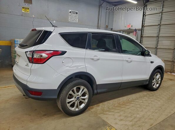 1FMCU0GD3HUB82724 2017 FORD ESCAPE White Առջևի աջ