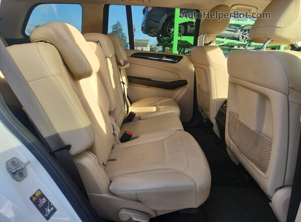 4JGDF6EE9HA749954 2017 MERCEDES-BENZ GLS Белый Вид задней части салона