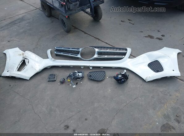 4JGDF6EEXHA779383 2017 MERCEDES-BENZ GLS 450 Белый Вид щитка приборов