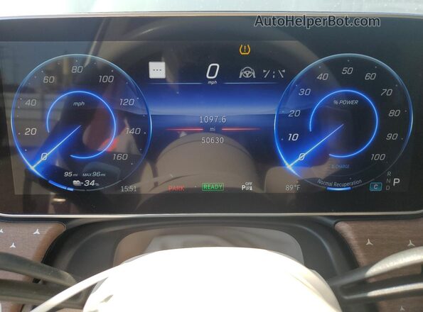 4JGDM2EB8PA017527 2023 MERCEDES-BENZ EQS White Instrument cluster view