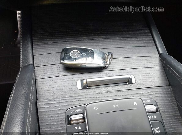 4JGFB4JB5MA512151 2021 MERCEDES-BENZ GLE 350 White Widok deski rozdzielczej