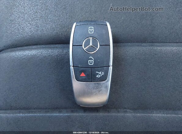 4JGFB4KB0MA559859 2021 MERCEDES-BENZ GLE 350 Black Widok deski rozdzielczej