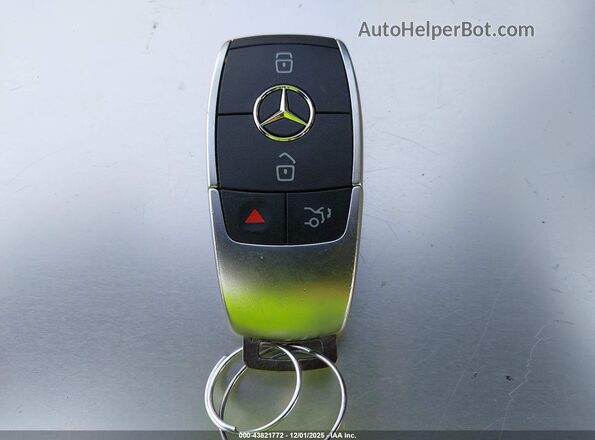 4JGFB4KB7LA250663 2020 MERCEDES-BENZ GLE 350 Черный Вид панели приборов