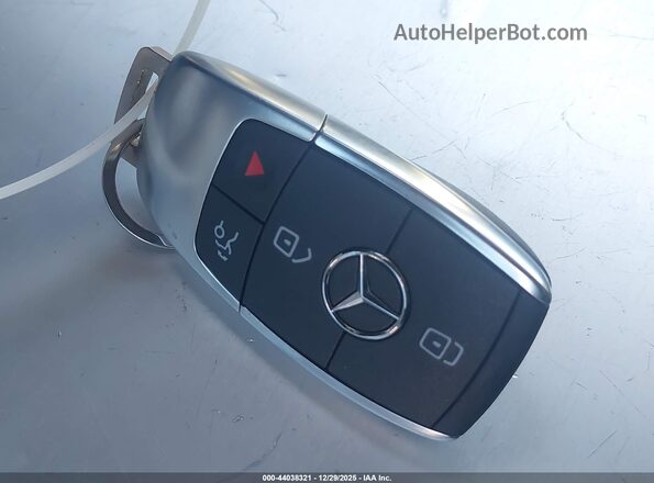 4JGFB5KB2NA817306 2022 MERCEDES-BENZ GLE 450 Белый Вид панели приборов