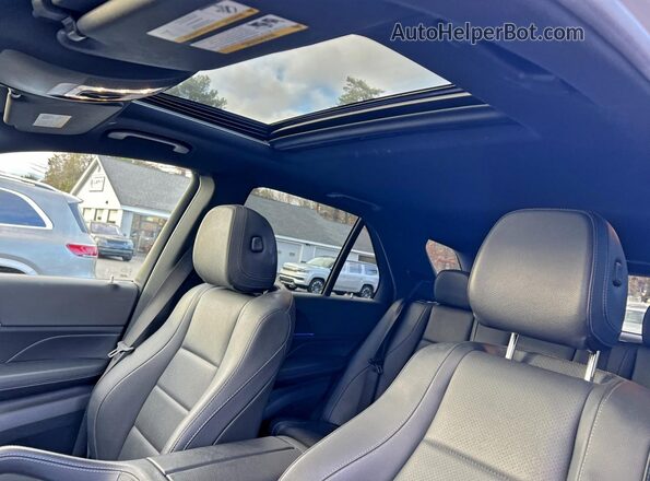 4JGFB5KB9PA960045 2023 MERCEDES-BENZ GLE Black Vista de los asientos traseros