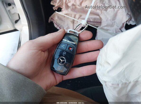 4JGFD6BB2PA856416 2023 MERCEDES-BENZ AMG GLE 53 COUPE White Widok deski rozdzielczej