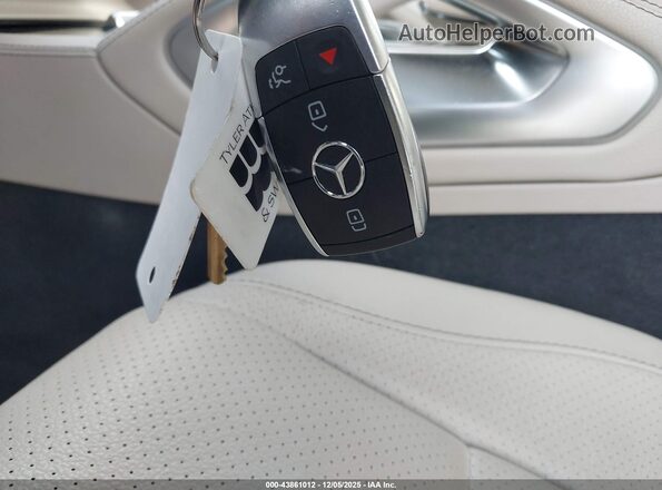 4JGFF5KE2LA086520 2020 MERCEDES-BENZ GLS 450 Белый Вид панели приборов