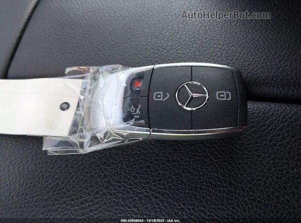 4JGFF5KE5NA715075 2022 MERCEDES-BENZ GLS 450 Черный Вид панели приборов