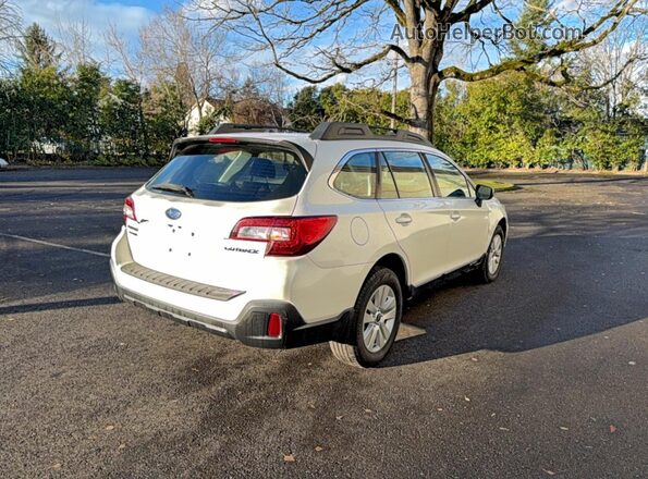 4S4BSABC5K3319777 2019 SUBARU OUTBACK Белый Вид спереди