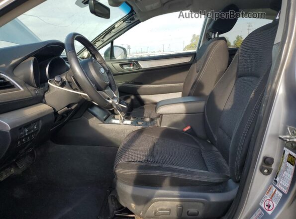 4S4BSAFC2K3369496 2019 SUBARU OUTBACK Серебряный Вид салона спереди