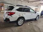 2019 Subaru Outback 2.5i Premium White vin: 4S4BSAFC9K3233432