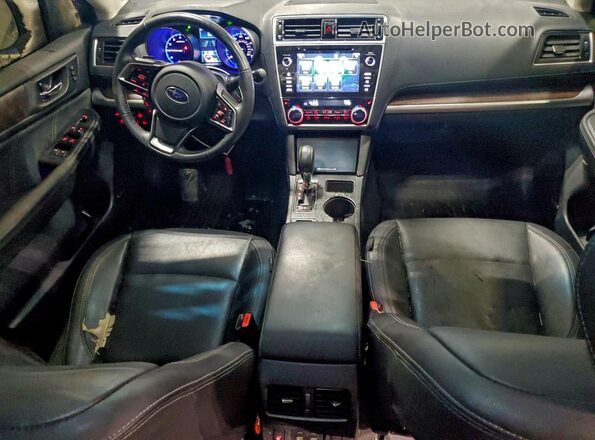 4S4BSENC3J3243252 2018 SUBARU OUTBACK Серый Вид панели приборов