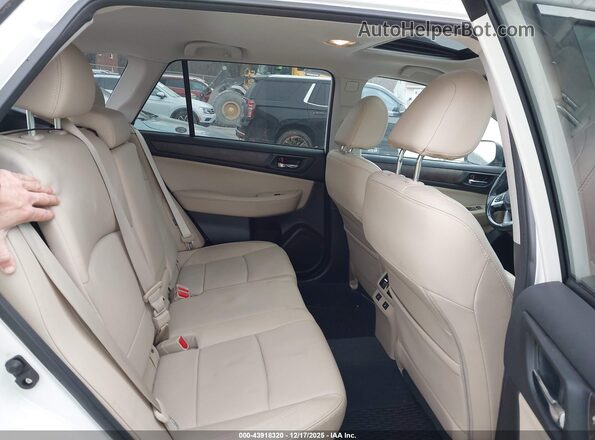 4S4BSENC5G3356404 2016 SUBARU OUTBACK White Widok naklejki z numerem VIN
