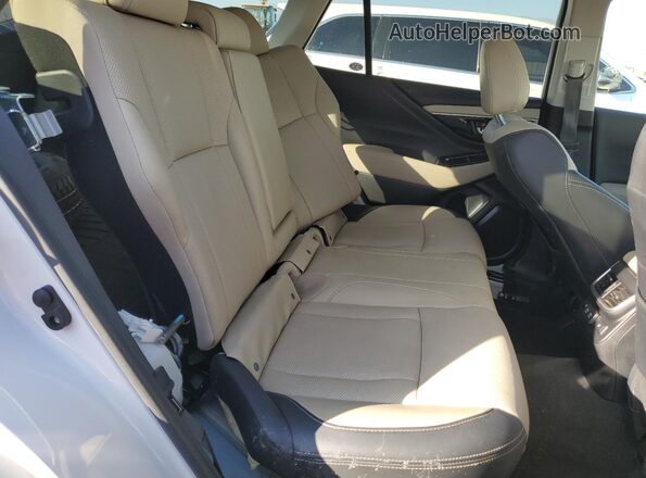 4S4BTANC4L3260585 2020 SUBARU OUTBACK Белый Вид задней части салона