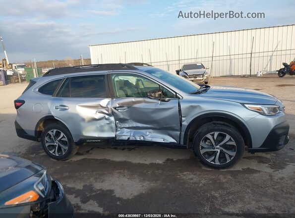 4S4BTANC5N3125151 2022 SUBARU OUTBACK Серебряный Панорамный вид салона 360°