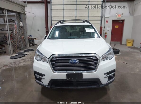 4S4WMAPD3N3442401 2022 SUBARU ASCENT White Widok wnętrza z tyłu