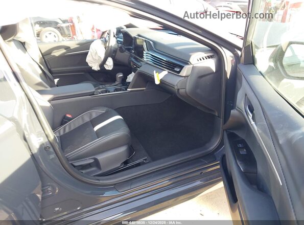 4T1DAACK0TU241521 2026 TOYOTA CAMRY Gray Вид салону спереду