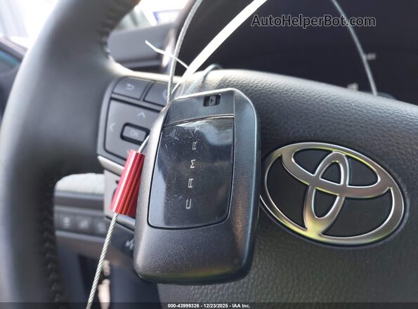 4T1DAACK3SU047337 2025 TOYOTA LE Синий Вид панели приборов