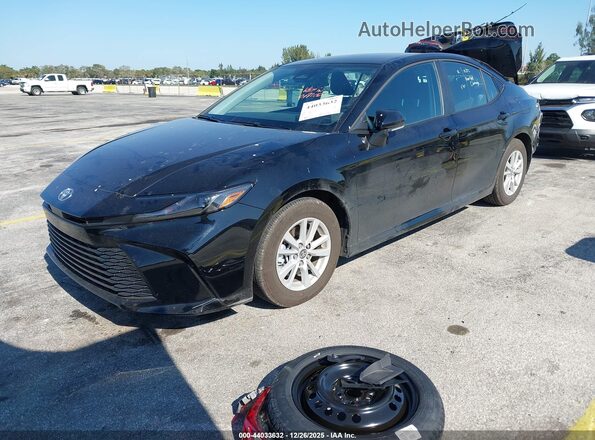 4T1DAACK4TU661640 2026 TOYOTA LE Black Przód lewy
