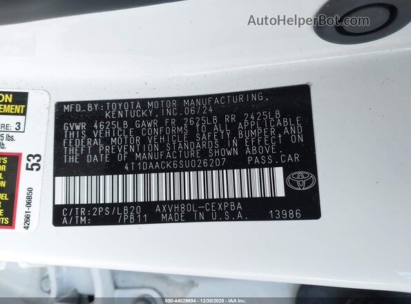 4T1DAACK6SU026207 2025 TOYOTA CAMRY Белый Вид подкапотного пространства