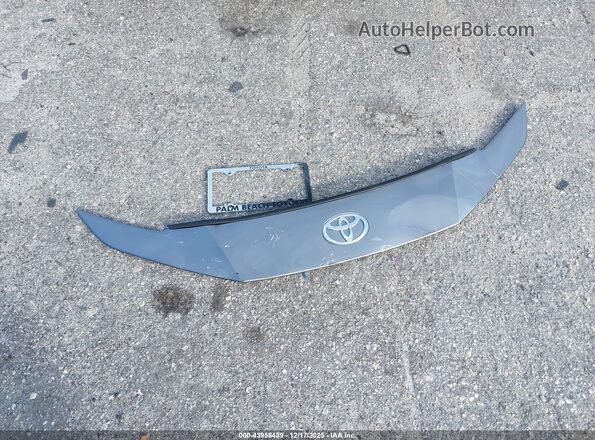4T1DAACK8TU660782 2026 TOYOTA CAMRY Gray ხელსაწყოთა პანელის ხედი