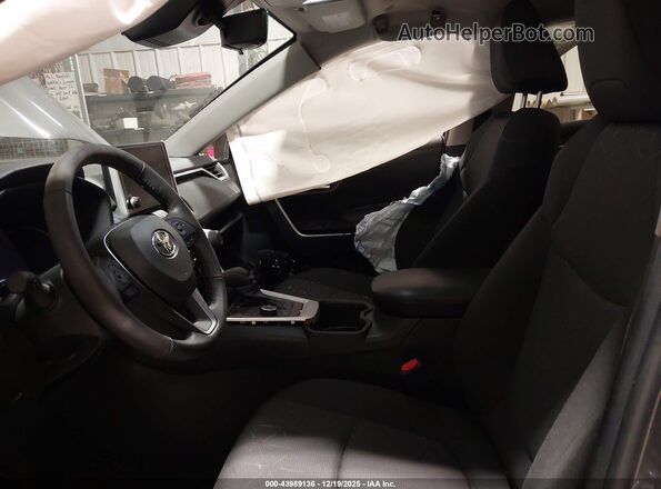 4T3RWRFV7PU088970 2023 TOYOTA LE Серый Вид салона спереди