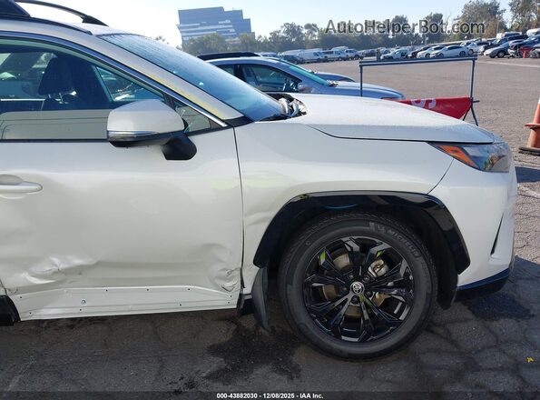 4T3T6RFV9NU071316 2022 TOYOTA RAV4 HYBRID White Вид спереду