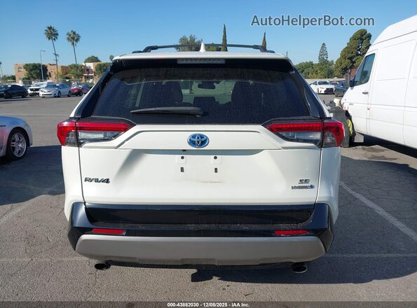 4T3T6RFV9NU071316 2022 TOYOTA RAV4 HYBRID White 