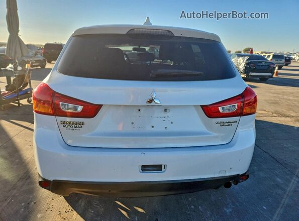 JA4AP3AU4HZ047052 2017 MITSUBISHI OUTLANDER Белый Вид салона спереди
