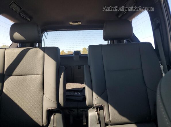 JTJAM7BX7P5356015 2023 LEXUS GX White Widok wnętrza z tyłu