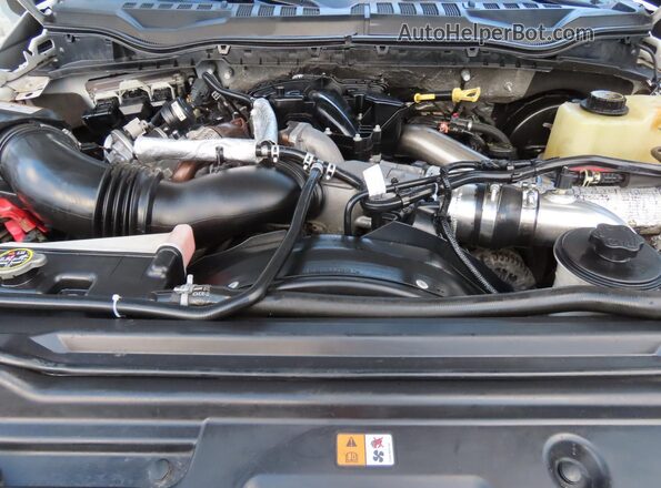 1FT8W3BT3JEB12807 2018 FORD F350 White Widok deski rozdzielczej